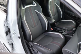 Toyota Corolla GR SPORT/НАПЪЛНО ОБСЛУЖЕНА СЪС ЗАВЕРЕНА ГАРАНЦИЯ/, снимка 14
