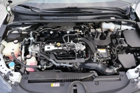Toyota Corolla GR SPORT/НАПЪЛНО ОБСЛУЖЕНА СЪС ЗАВЕРЕНА ГАРАНЦИЯ/, снимка 17