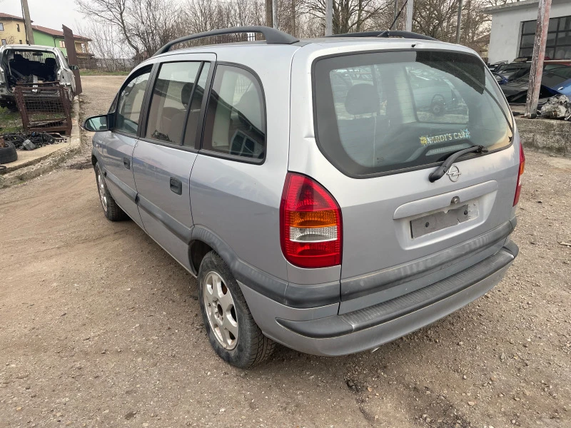 Opel Zafira 2.0DTI 101кс., снимка 4 - Автомобили и джипове - 44531692