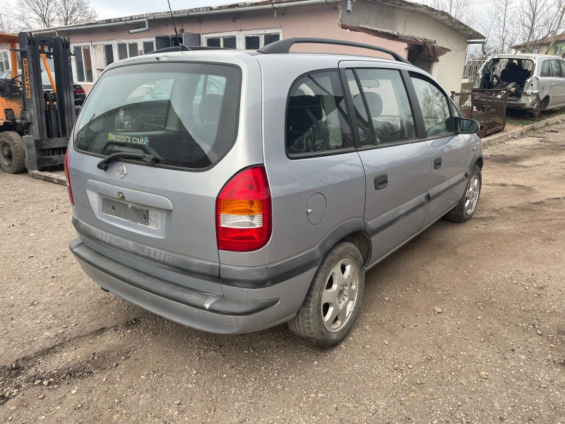 Opel Zafira 2.0DTI 101кс., снимка 5 - Автомобили и джипове - 44531692