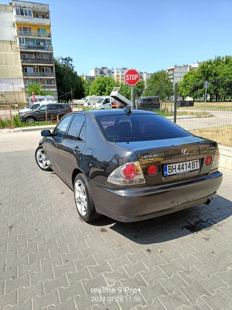 Lexus IS 200, снимка 4 - Автомобили и джипове - 47306140