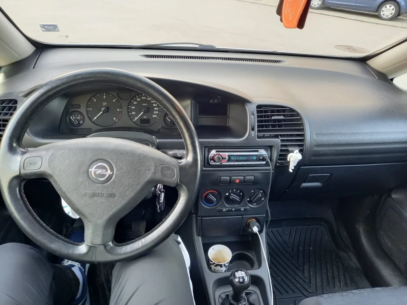 Opel Zafira, снимка 7 - Автомобили и джипове - 47185213