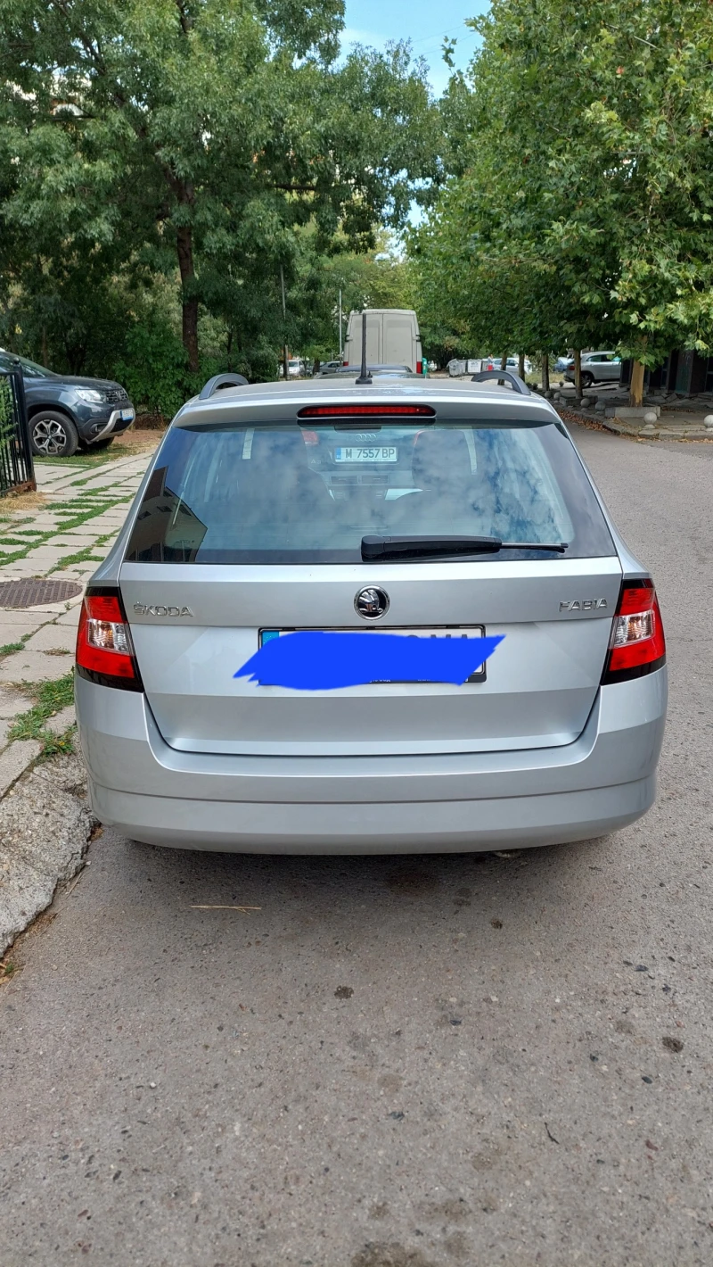 Skoda Fabia, снимка 6 - Автомобили и джипове - 47326752