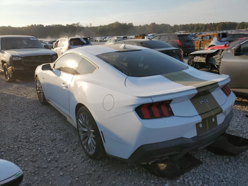 Ford Mustang GT, снимка 2 - Автомобили и джипове - 47968294