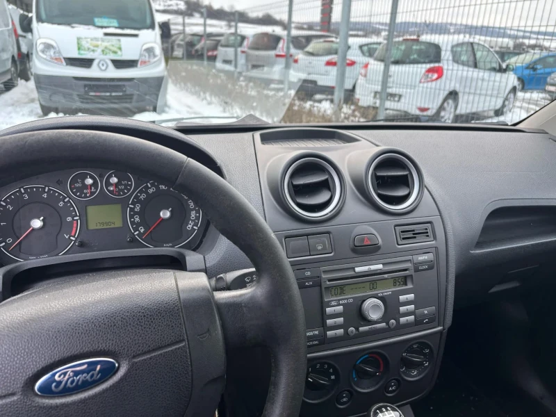 Ford Fiesta 1.3, снимка 7 - Автомобили и джипове - 48693246