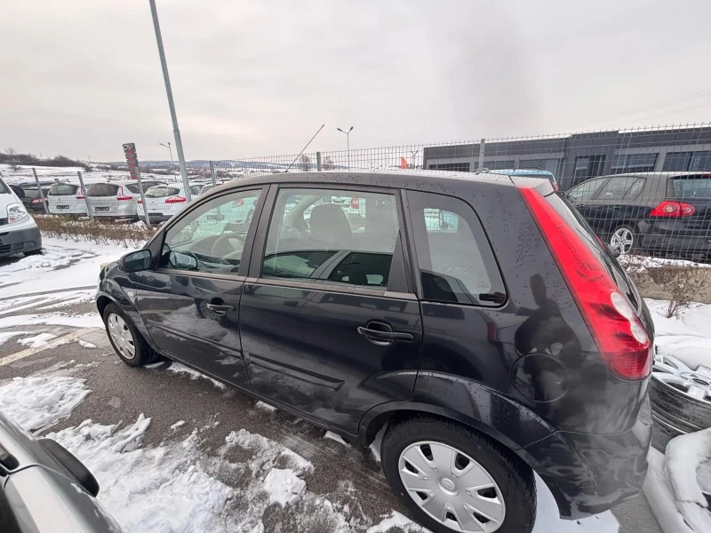 Ford Fiesta 1.3, снимка 5 - Автомобили и джипове - 48693246