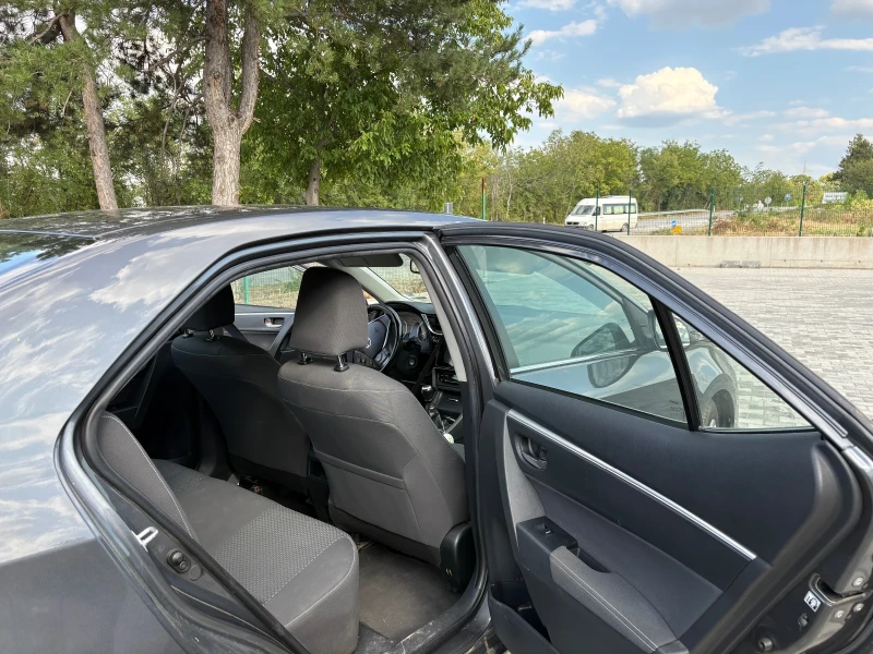 Toyota Corolla 1.4 D-4D, снимка 10 - Автомобили и джипове - 52802464