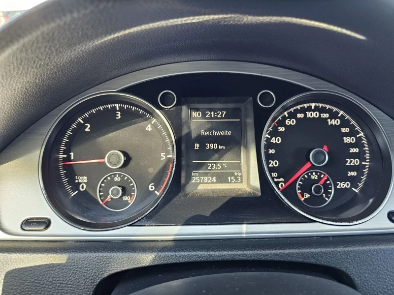 VW Passat 2.0tdi 140p.s Alltrack - 15999 лв. - 28674312 | Car24.bg