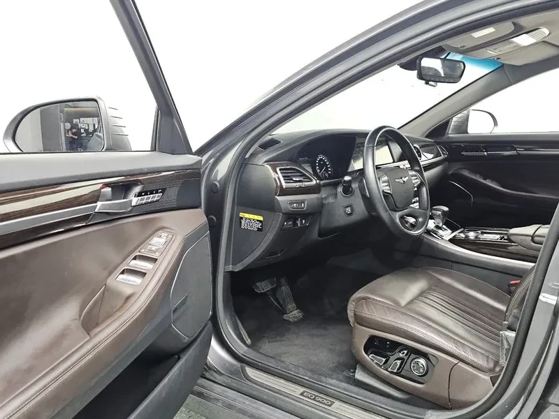 Genesis G90 3.8 Gdi Awd Luxury, снимка 10 - Автомобили и джипове - 56113017