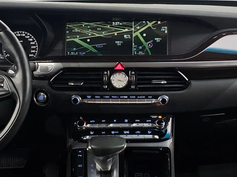 Genesis G90 3.8 Gdi Awd Luxury, снимка 14 - Автомобили и джипове - 56113017
