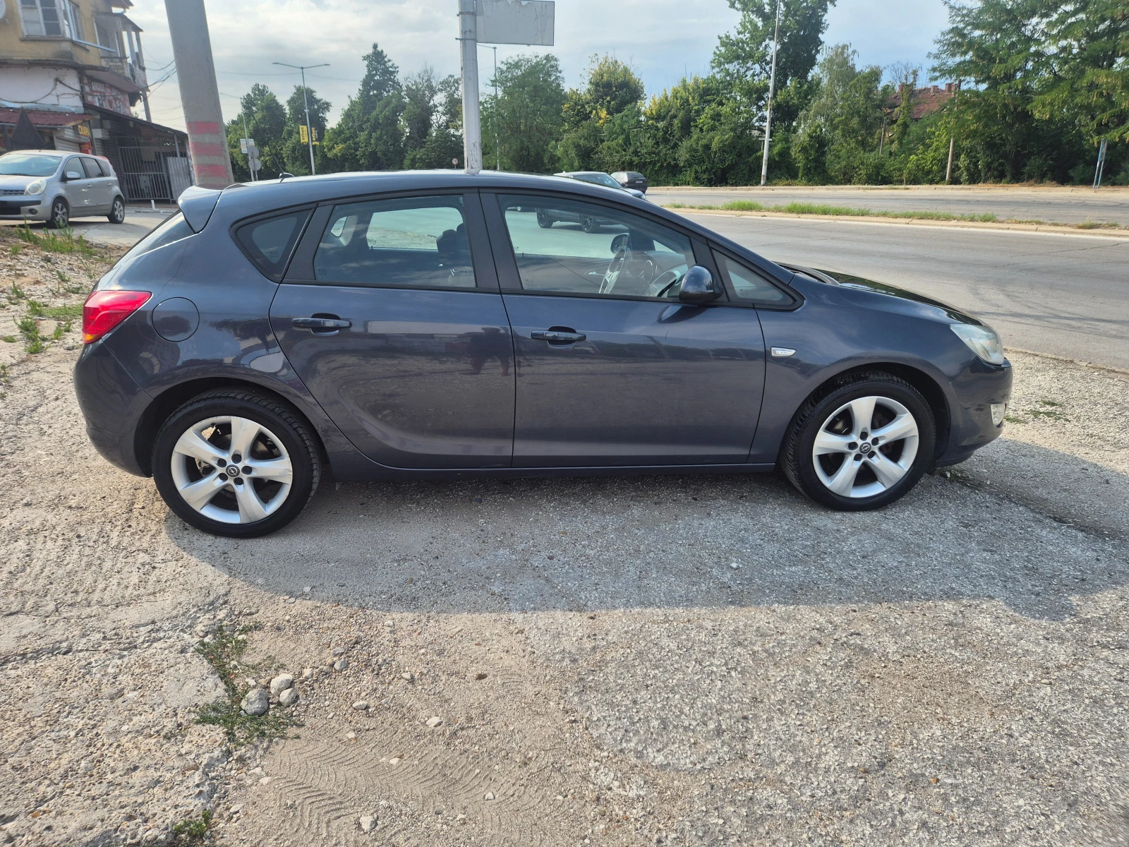 Opel Astra 1.4i  - изображение 8