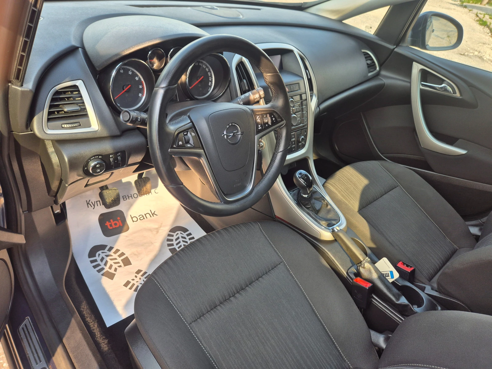 Opel Astra 1.4i  - изображение 9