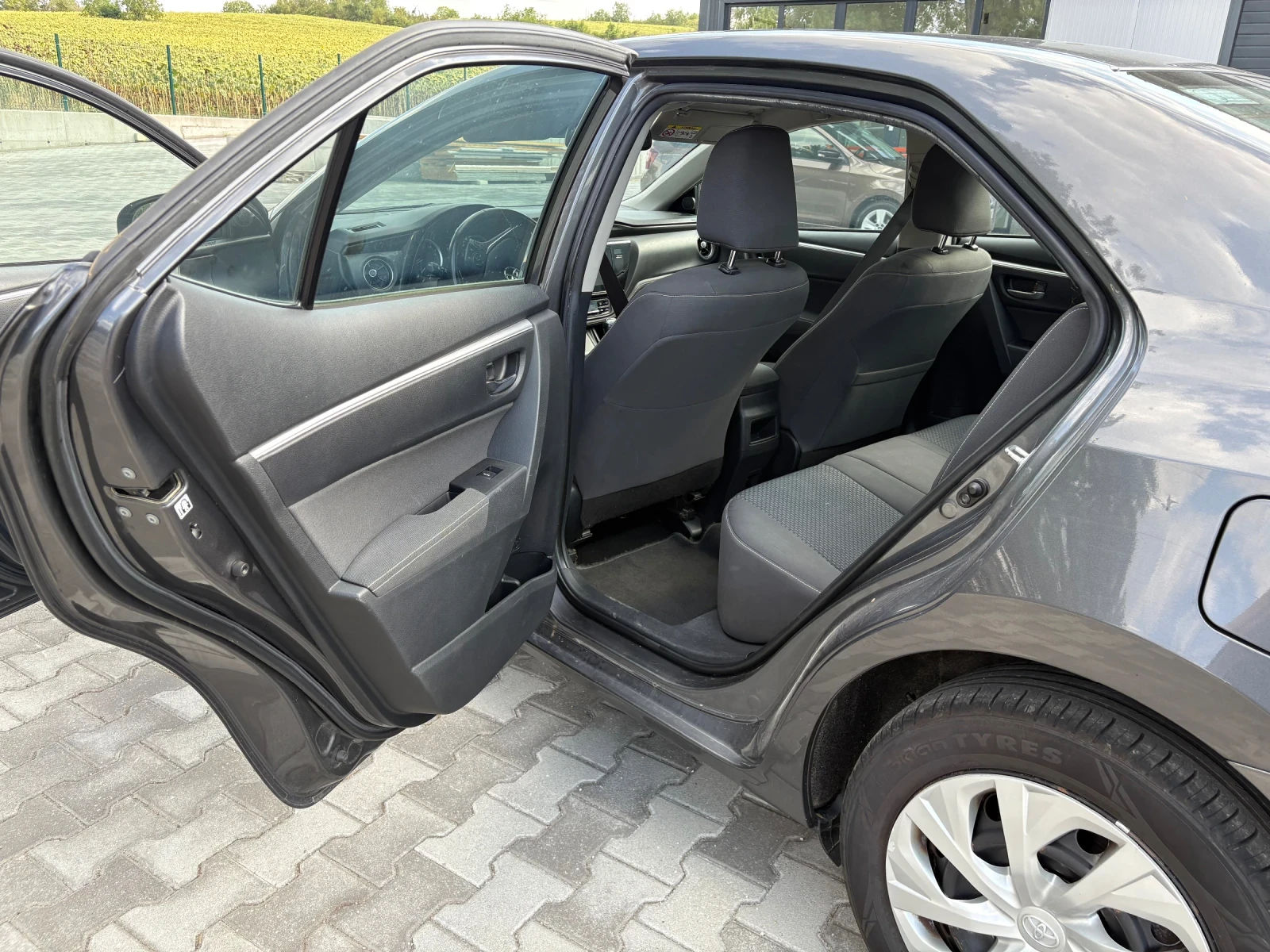 Toyota Corolla 1.4 D-4D - изображение 8