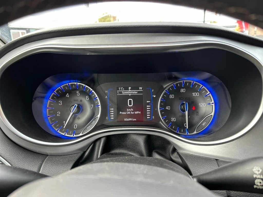 Chrysler Pacifica * Touring Plus * CARFAX * БЕЗ ПЪРВОНАЧАЛНА ВНОСКА - изображение 8