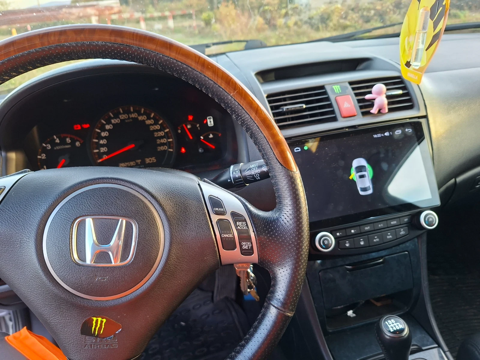 Honda Accord 2.2 140�� | Mobile.bg � ����������� 7