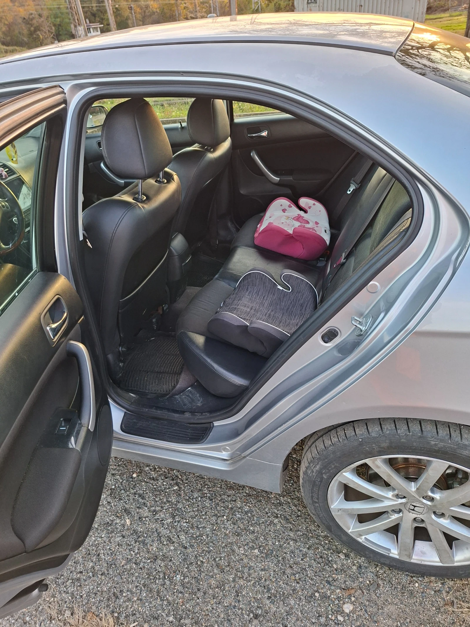 Honda Accord 2.2 140�� | Mobile.bg � ����������� 4