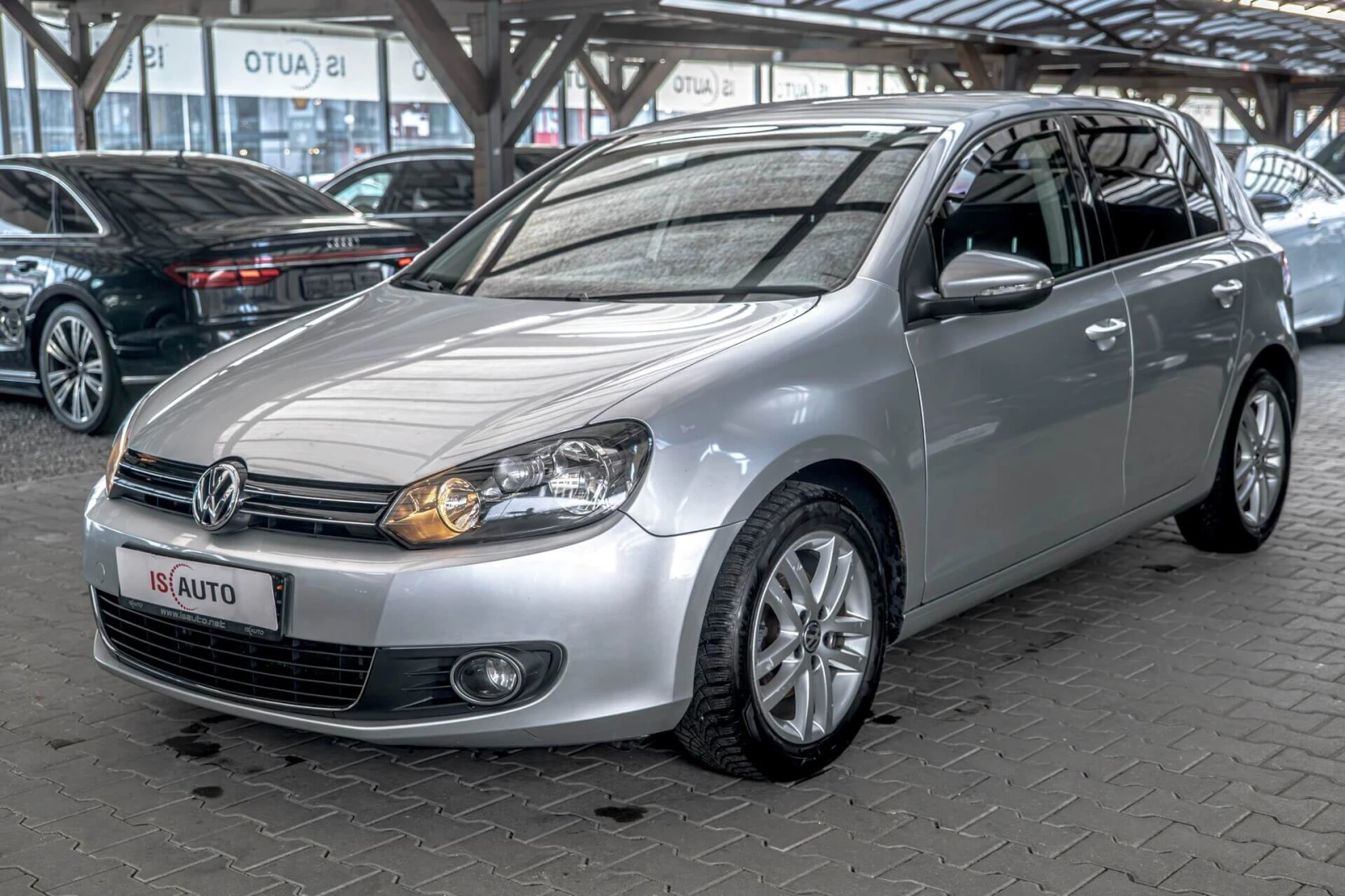 VW Golf 1.6TDI/DSG/Климатроник/МултиВолан/Автопилот, снимка 3 - Автомобили и джипове - 53738360