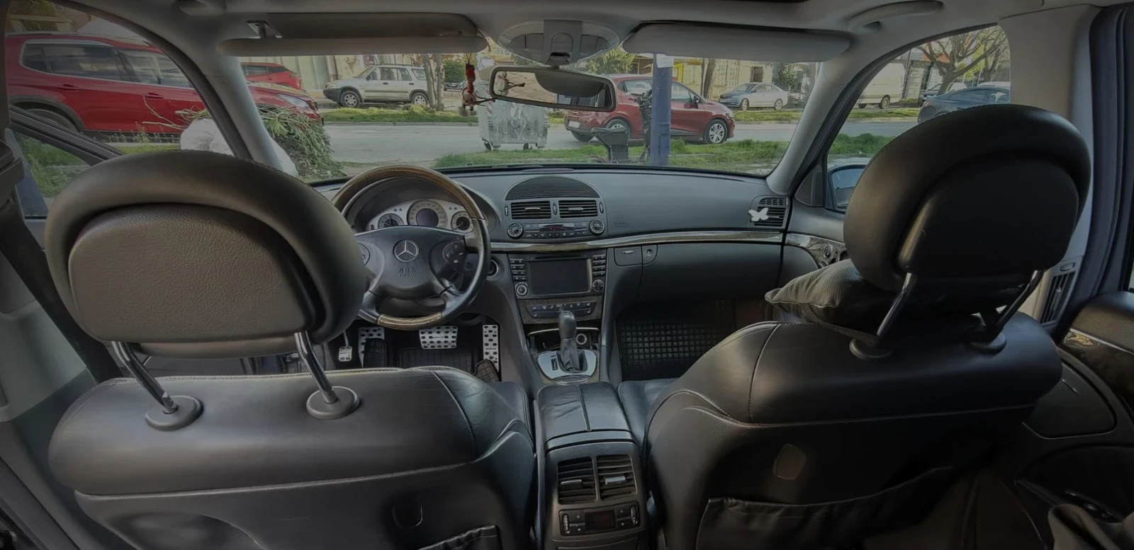 Mercedes-Benz E 500 Mercedes-Benz E 500 (W211) 5.0 V8 / 306 к.с. / Зад, снимка 7 - Автомобили и джипове - 54128083