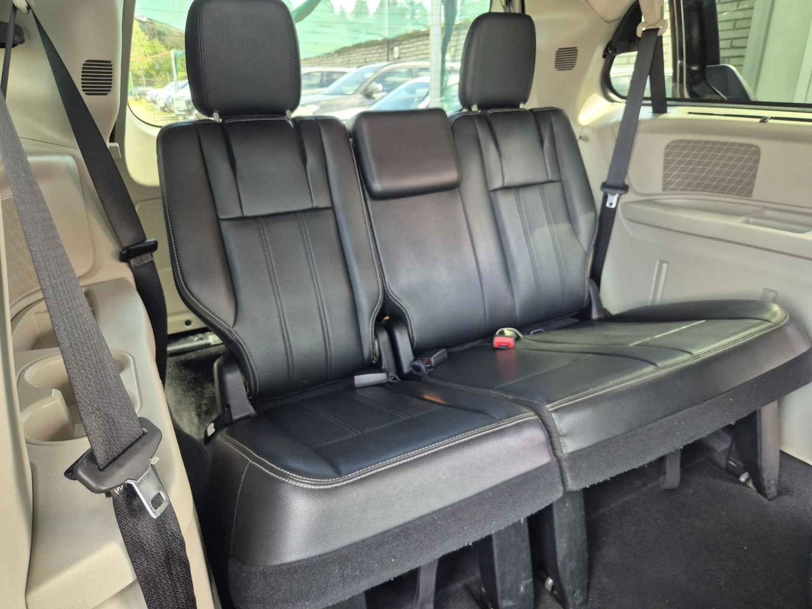 Lancia Voyager 2.8CRDI, снимка 16 - Автомобили и джипове - 54433932