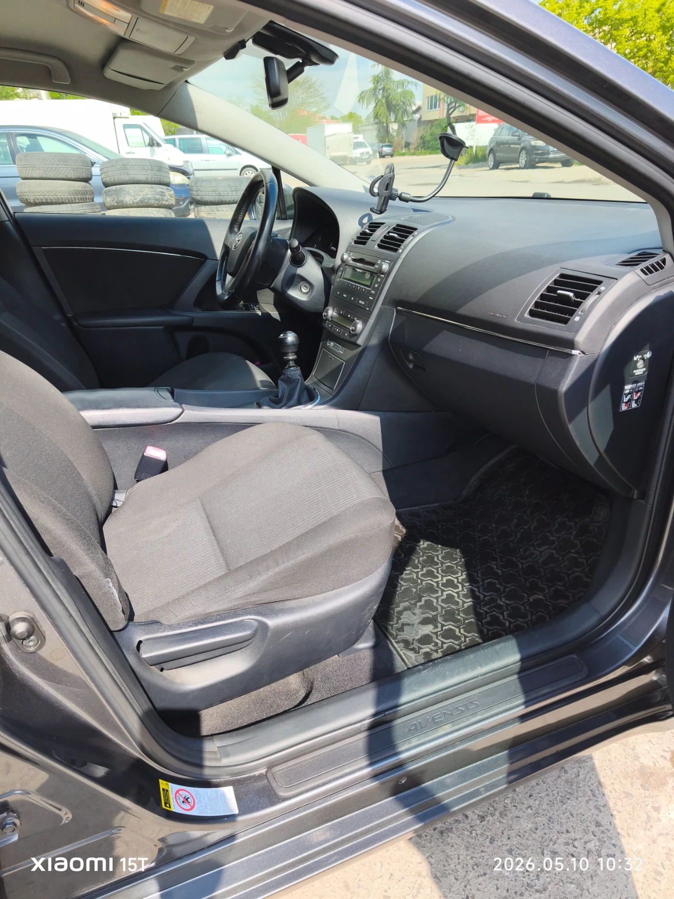 Toyota Avensis, снимка 11 - Автомобили и джипове - 54511698