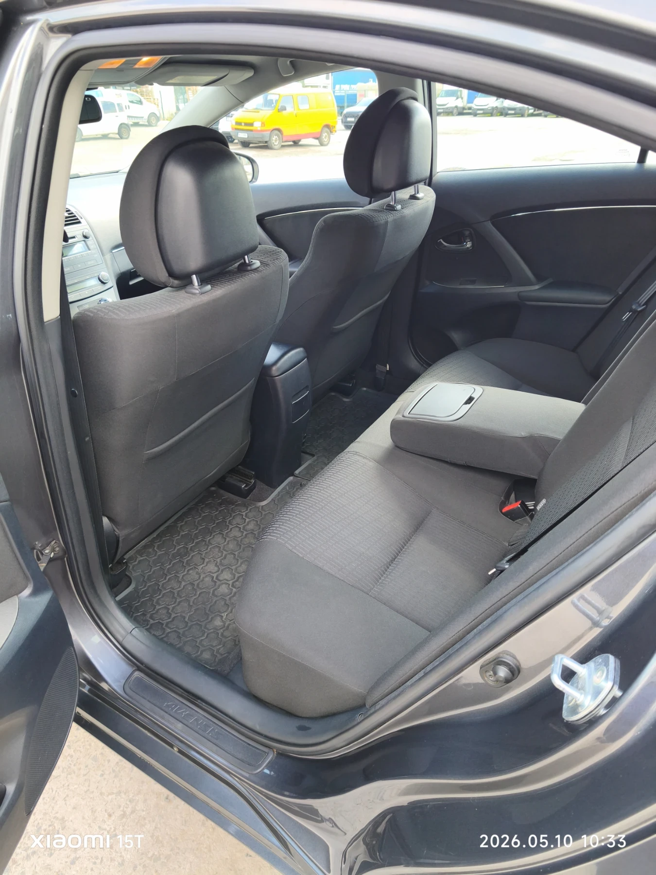 Toyota Avensis, снимка 10 - Автомобили и джипове - 54511698