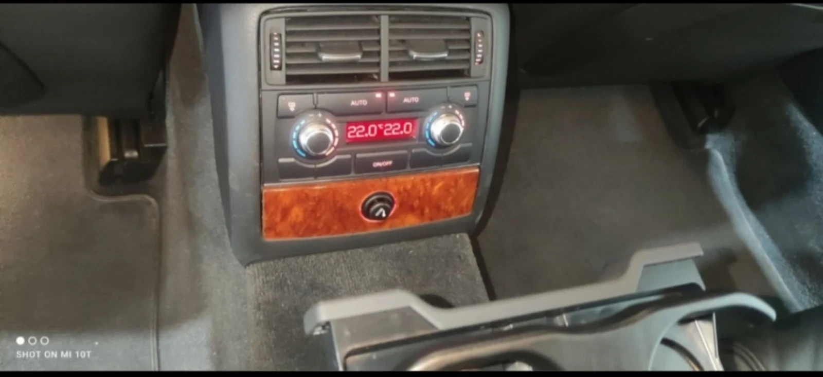 Audi A8, снимка 10 - Автомобили и джипове - 54598417