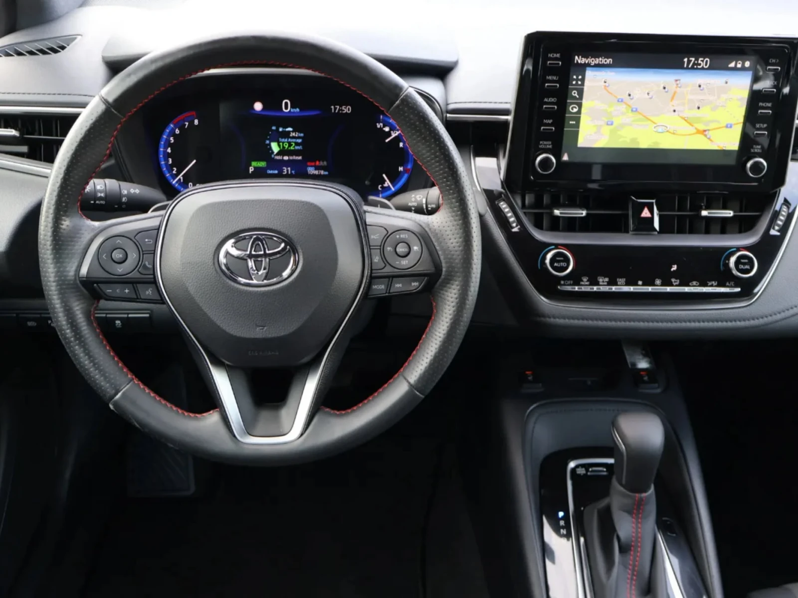 Toyota Corolla GR SPORT/НАПЪЛНО ОБСЛУЖЕНА СЪС ЗАВЕРЕНА ГАРАНЦИЯ/, снимка 10 - Автомобили и джипове - 55871960