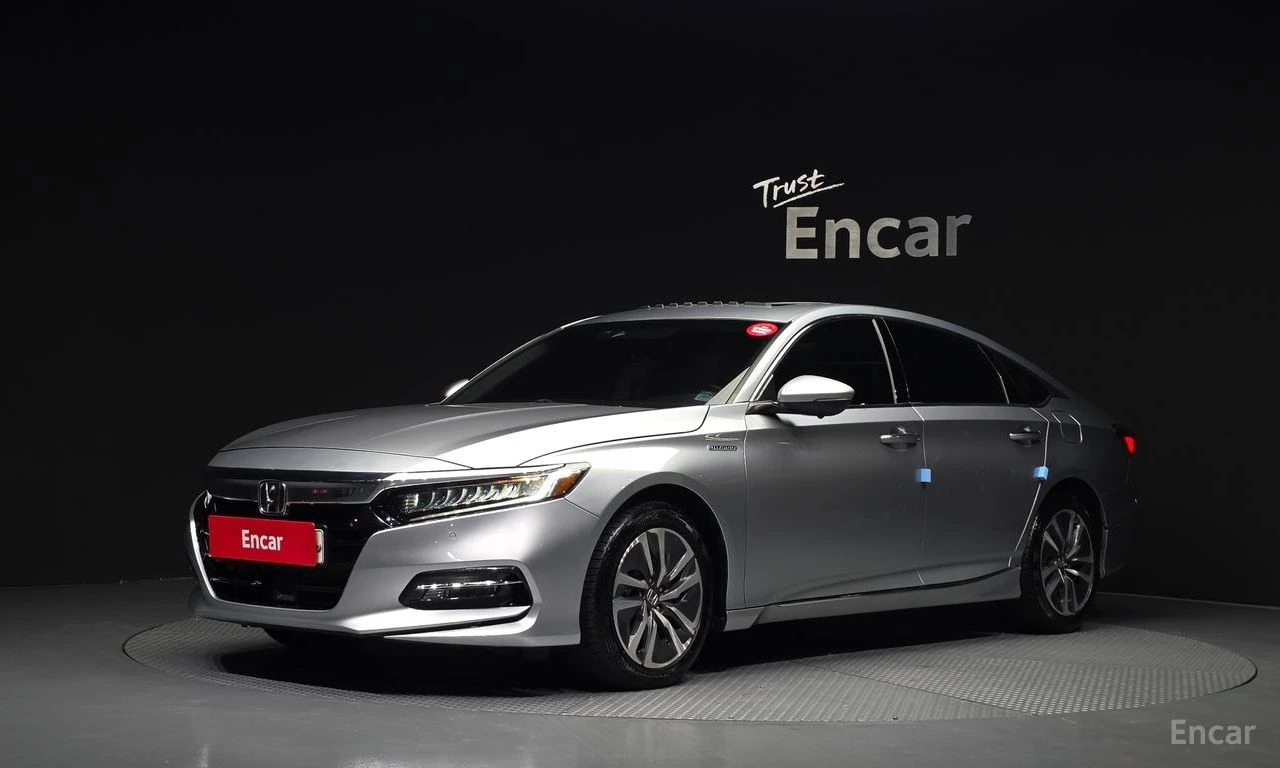 Honda Accord 2.0* HYBRID* ХЕДЪП* ДИСТРОНИК* 360* КРАЙНА ЦЕНА