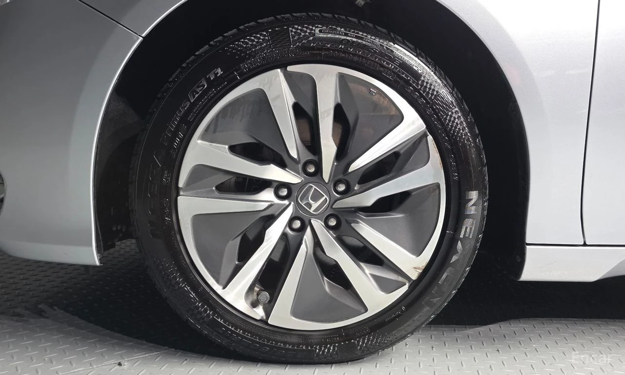 Honda Accord 2.0* HYBRID* ХЕДЪП* ДИСТРОНИК* 360* КРАЙНА ЦЕНА, снимка 5 - Автомобили и джипове - 55987491