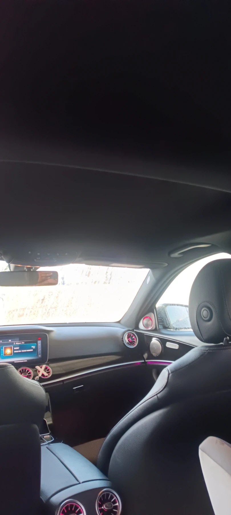 Mercedes-Benz E 200, снимка 13 - Автомобили и джипове - 56048571