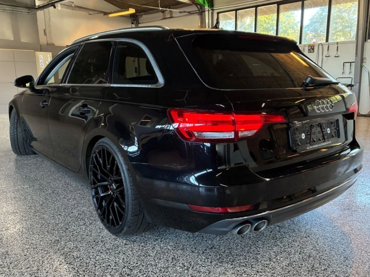 Audi A4 2.0 TDI | 190 | S-tronic | Cockpit, снимка 6 - Автомобили и джипове - 56275678