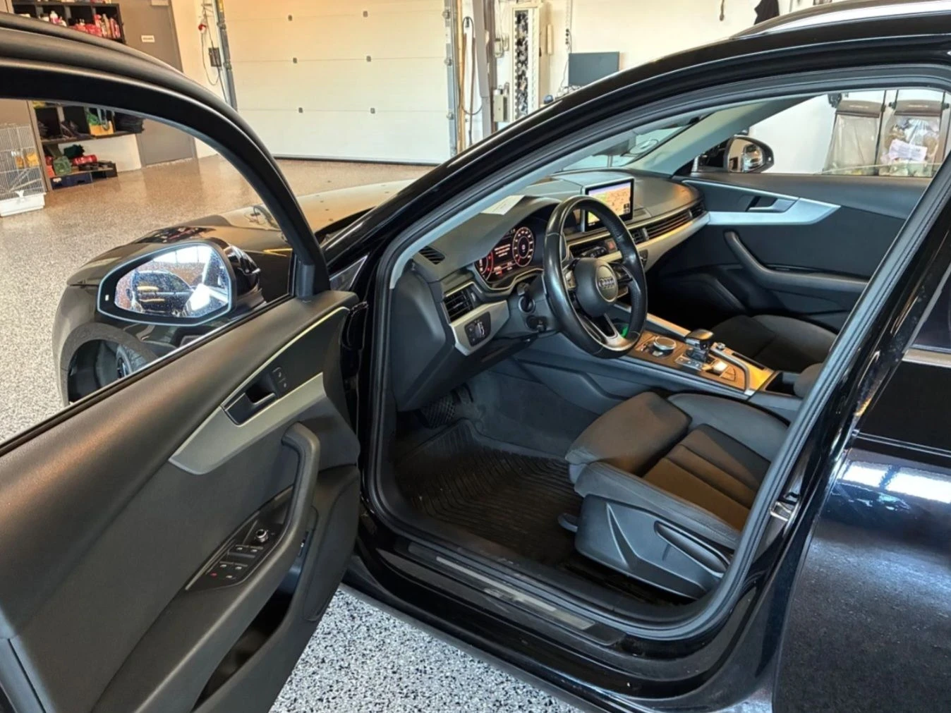 Audi A4 2.0 TDI | 190 | S-tronic | Cockpit, снимка 9 - Автомобили и джипове - 56275678