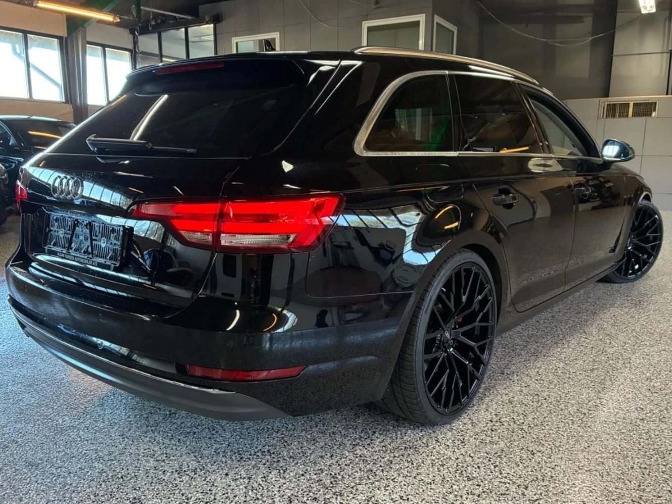 Audi A4 2.0 TDI | 190 | S-tronic | Cockpit, снимка 4 - Автомобили и джипове - 56275678