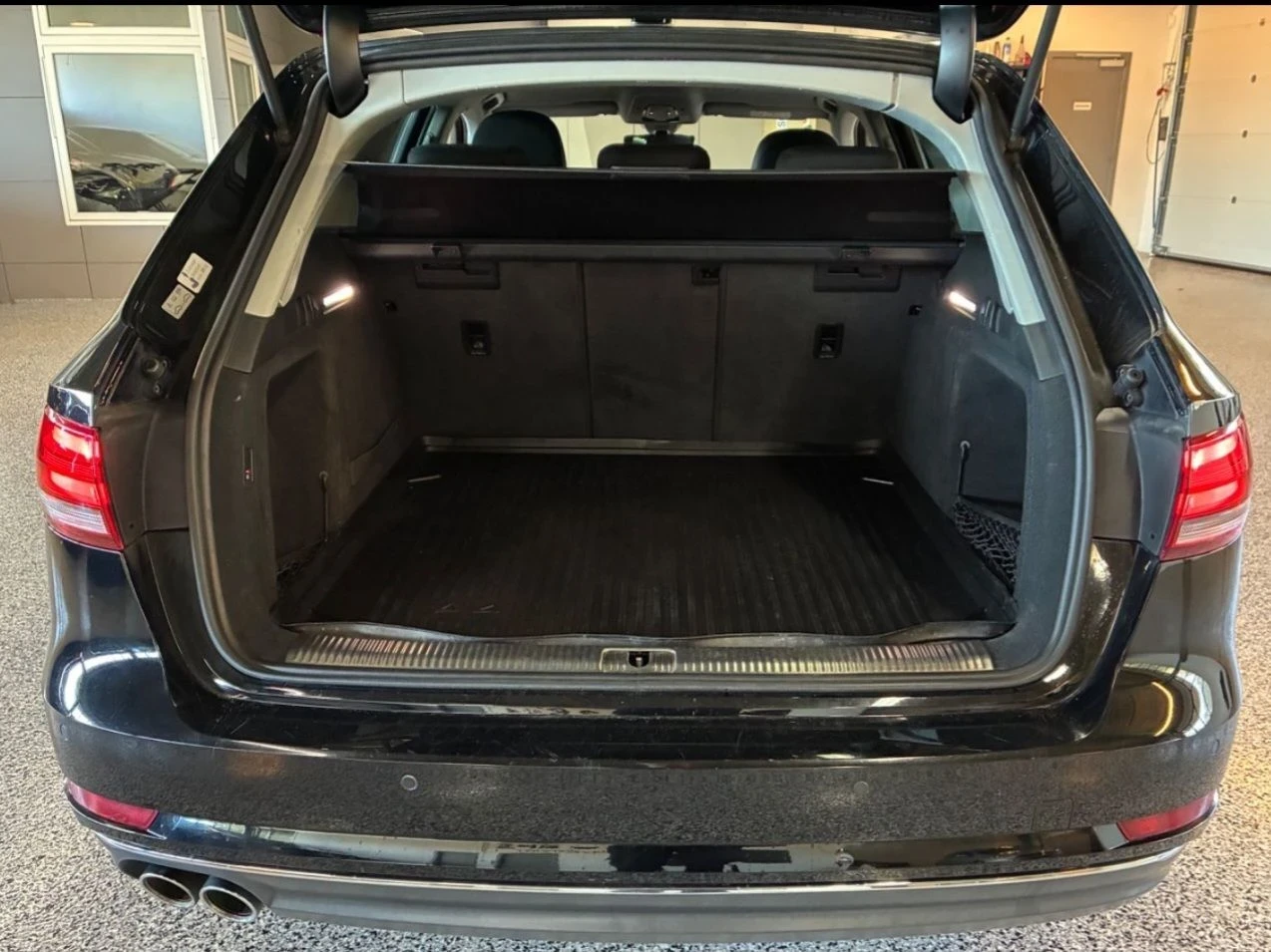 Audi A4 2.0 TDI | 190 | S-tronic | Cockpit, снимка 17 - Автомобили и джипове - 56275678