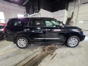Toyota Sequoia | Platinum | ПОДГРЕВ | ОБДУХВАНЕ | CARFAX | , снимка 3