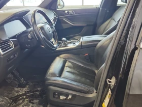 BMW X5 2019 * XDRIVE40I * 360 * ПОДГРЕВ * ПАНОРАМА - 22990 € / 44964.53 лв. - 98437909 7