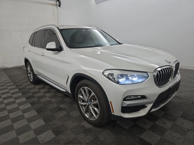 BMW X3 M* SPORT* 30i* ДИГИТАЛНО* ТАБЛО* ПОДГРЕВ* КАМЕРА* , снимка 3 - Автомобили и джипове - 48229499