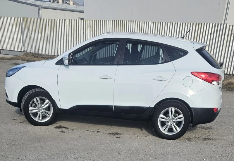 Hyundai IX35, снимка 2 - Автомобили и джипове - 48766028