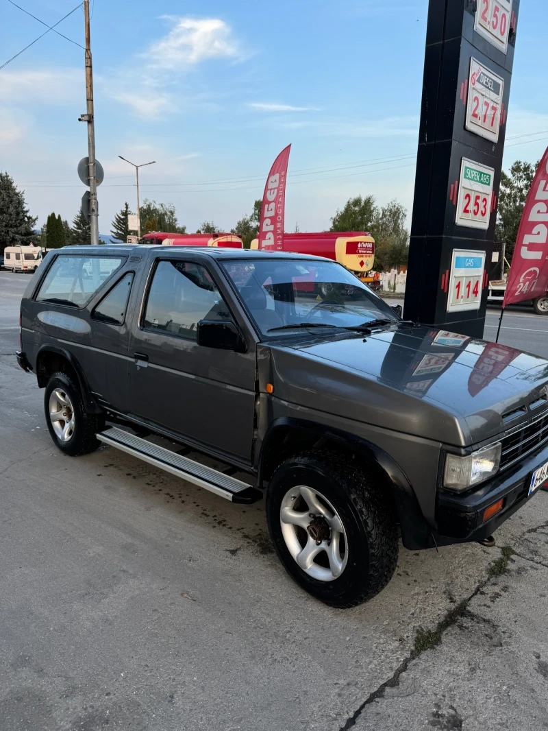 Nissan Terrano, снимка 2 - Автомобили и джипове - 49089435