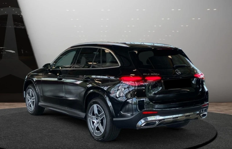 Mercedes-Benz GLC 300 e/AMG/4-MATIC/PLUG-IN/MEMORY/DISTRONIC/, снимка 5 - Автомобили и джипове - 51339847
