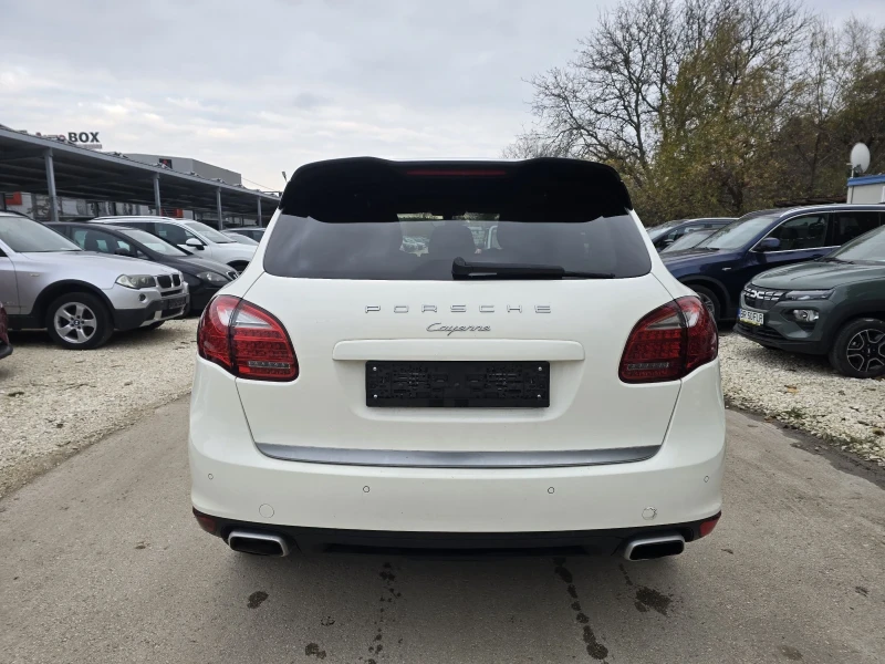 Porsche Cayenne 3.0d 240к.с Топ състояние, снимка 6 - Автомобили и джипове - 52322694