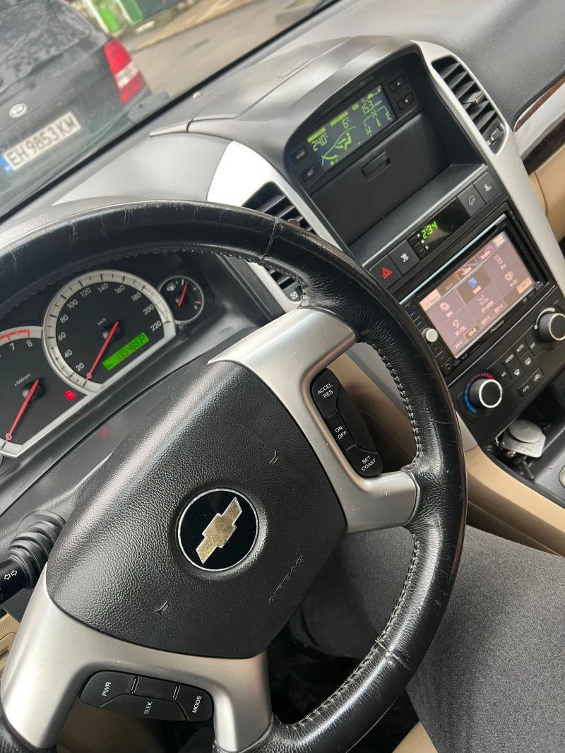 Chevrolet Captiva LPG, снимка 7 - Автомобили и джипове - 52643126