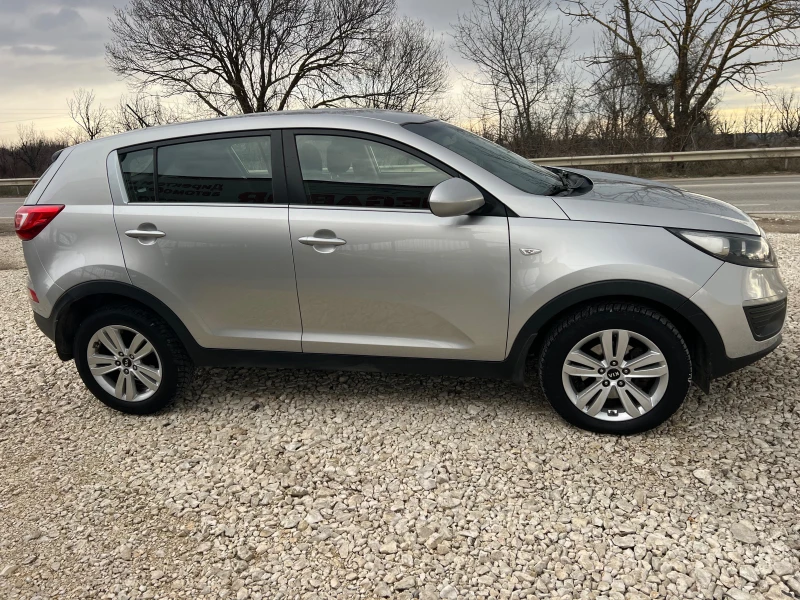 Kia Sportage 1.6i GDI/135p.s., снимка 8 - Автомобили и джипове - 53047829