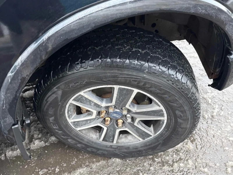 Ford F150 2017 4WD SuperCrew * CARFAX * БЕЗ ПЪРВОНАЧАЛНА, снимка 6 - Автомобили и джипове - 53059311