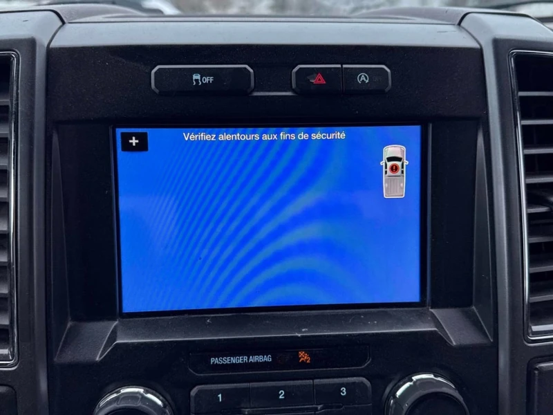 Ford F150 2017 4WD SuperCrew * CARFAX * БЕЗ ПЪРВОНАЧАЛНА, снимка 10 - Автомобили и джипове - 53059311