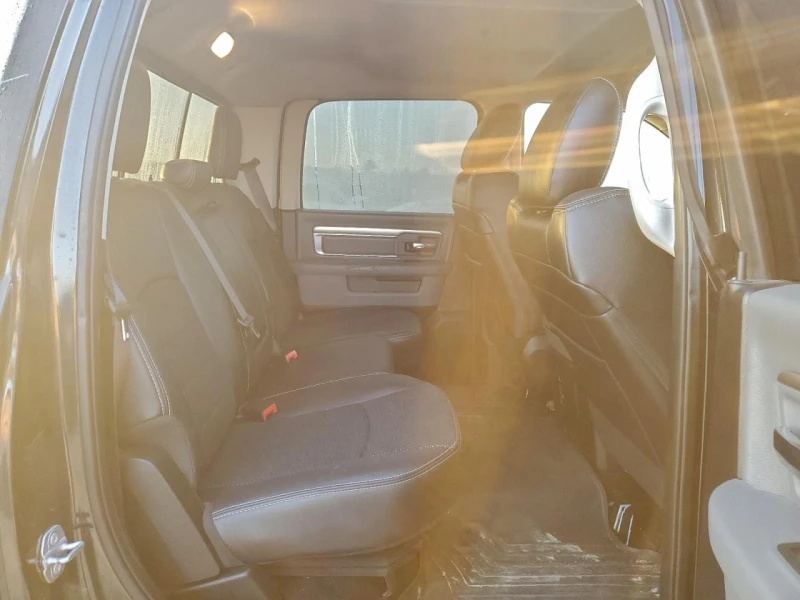 Dodge RAM 1500 5.7 SLT, снимка 9 - Автомобили и джипове - 53123343