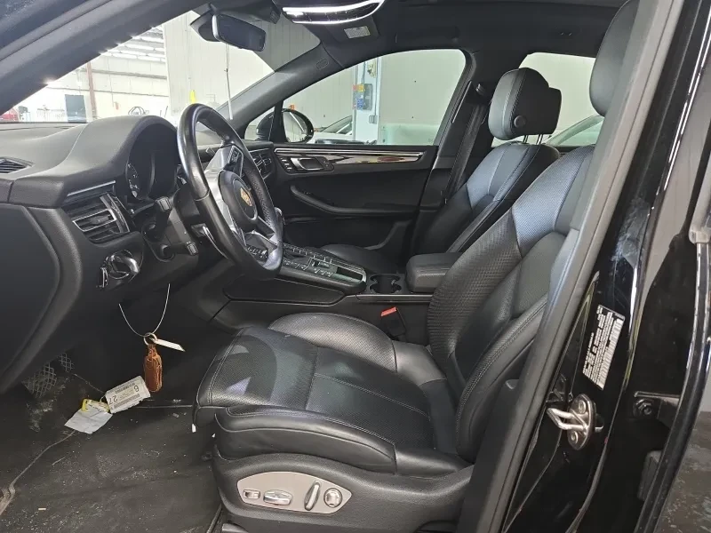 Porsche Macan, снимка 8 - Автомобили и джипове - 55130711
