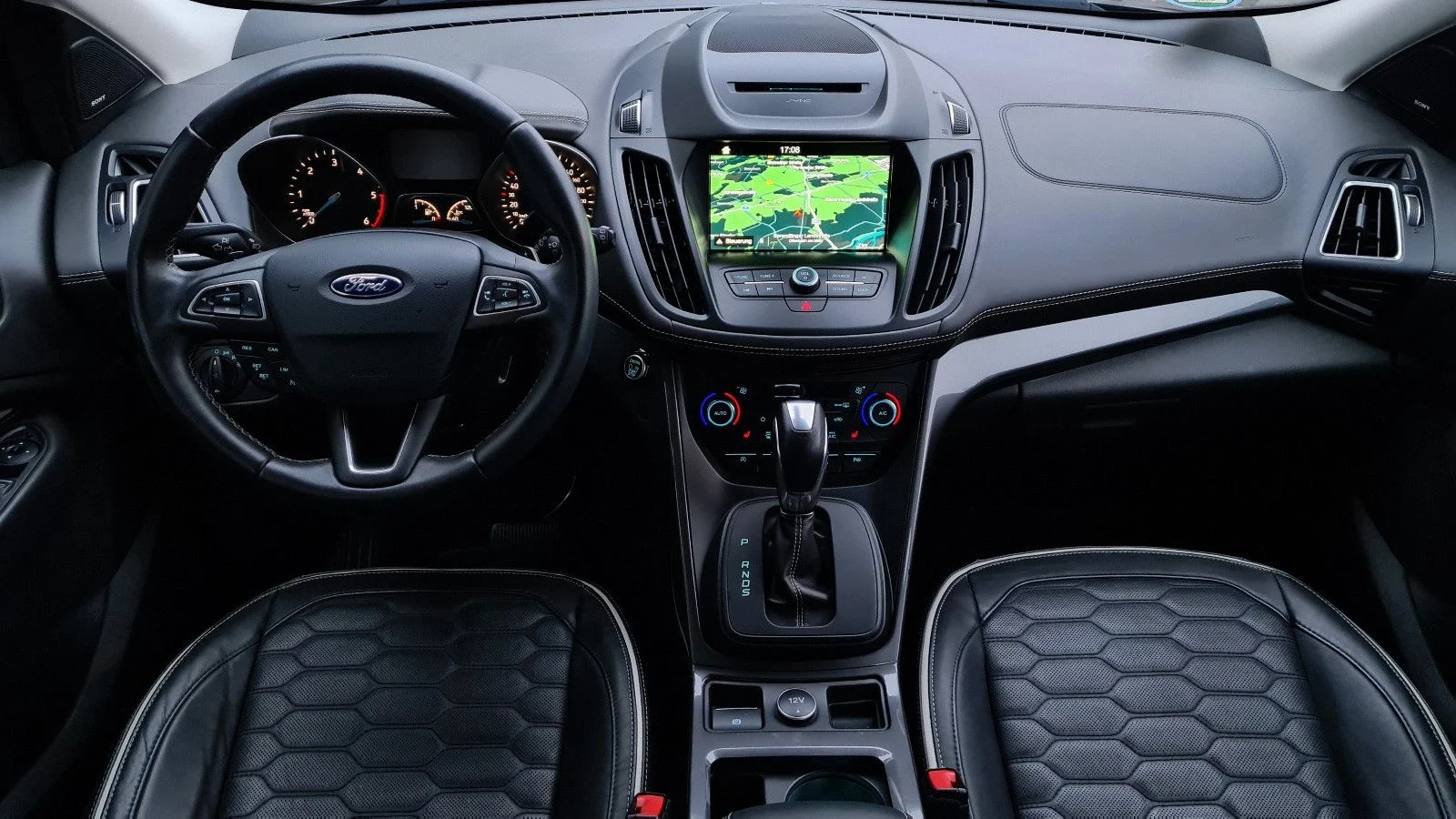 Ford Kuga 2.0 TDCI - изображение 7