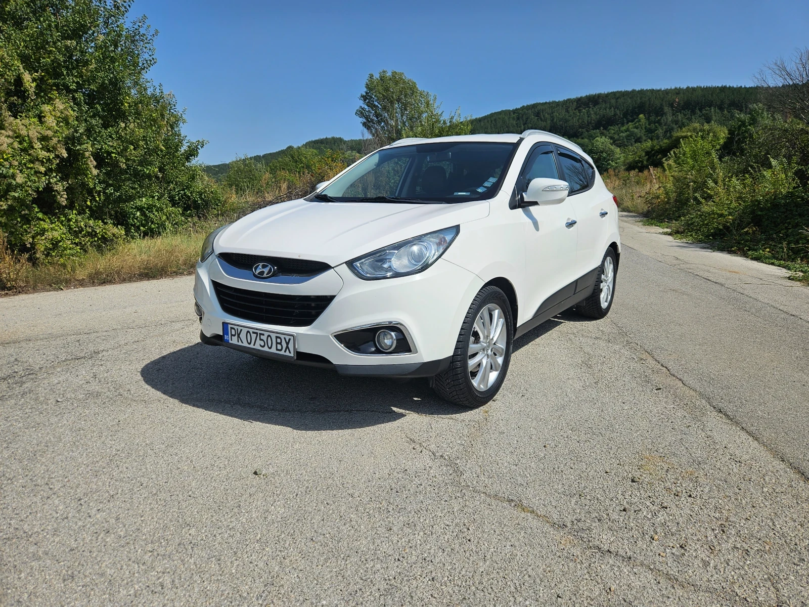 Hyundai IX35 2.0 CRDi 4x4 Навигация - изображение 3