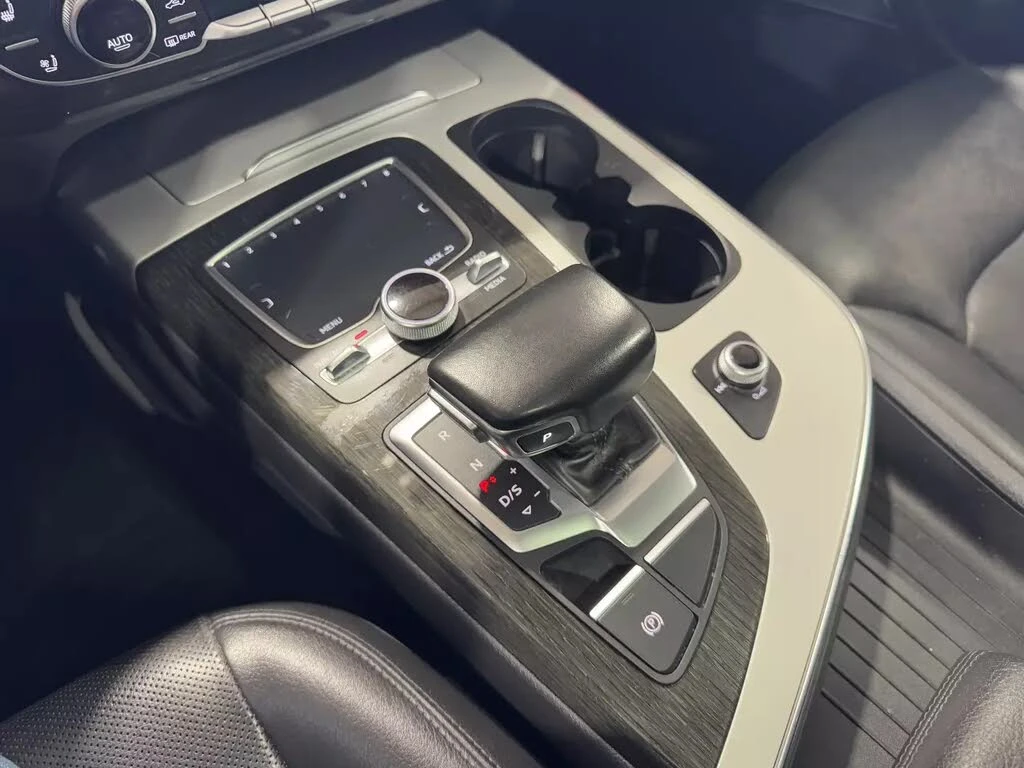 Audi Q7 Prestige* BOSE* ПОДГРЕ* ОБДИХВАНЕ* ПАНО* MATRIX - изображение 10